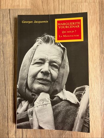 Livre de poche-G.jacquemin-Marguerite Yourcenar-qui suis-je ?