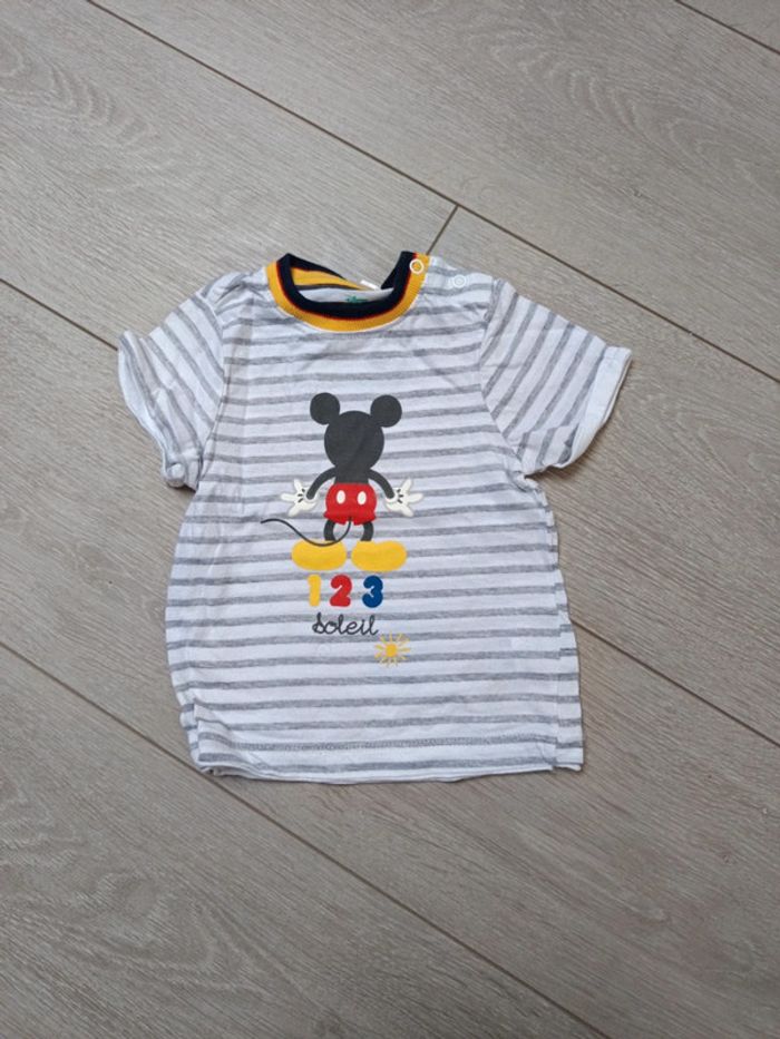 Tee-shirt