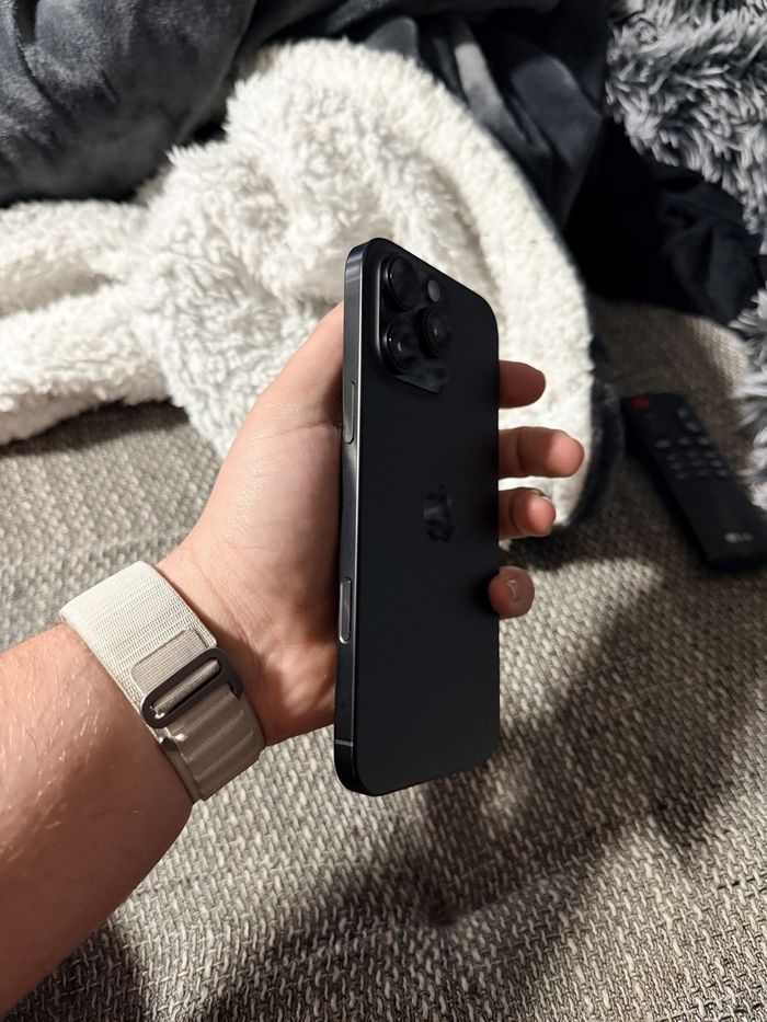 i p h o n e 16 pro Max 512 GB - photo numéro 2