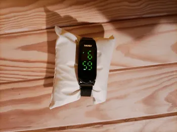 Montre femme digitale