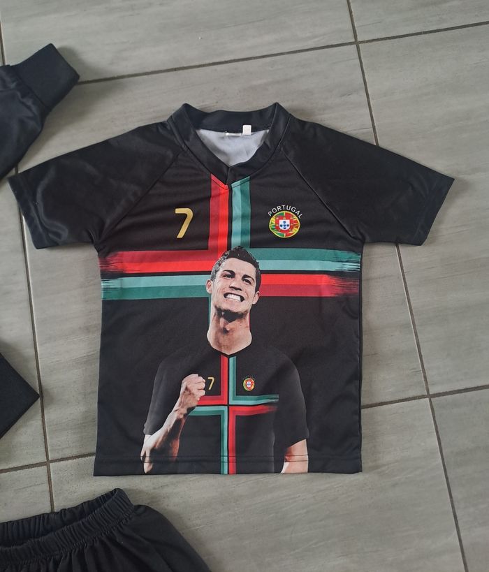 Ensemble 3 pièces Ronaldo Portugal 2 ans - photo numéro 2