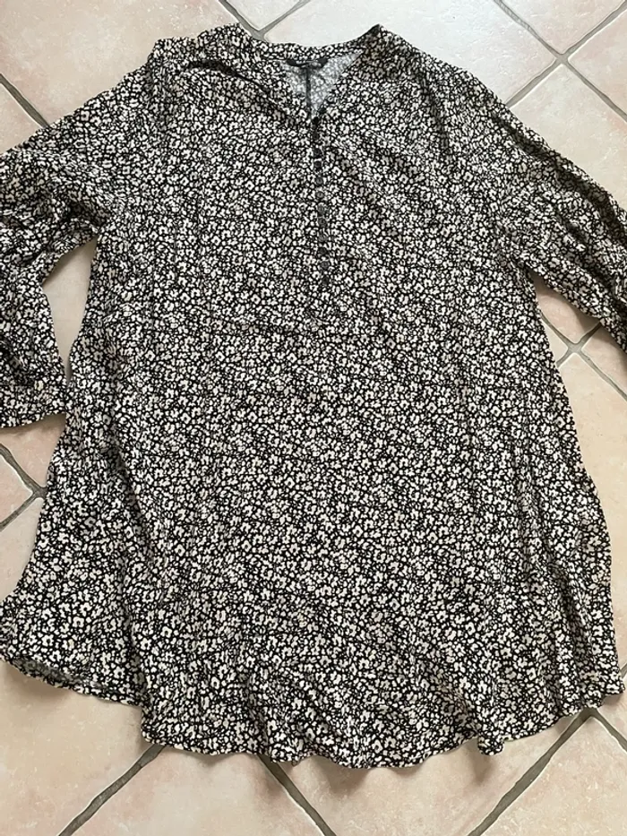 Magnifique robe en 48 de la boutique M&Smode excellent état proche du neuf - photo numéro 6