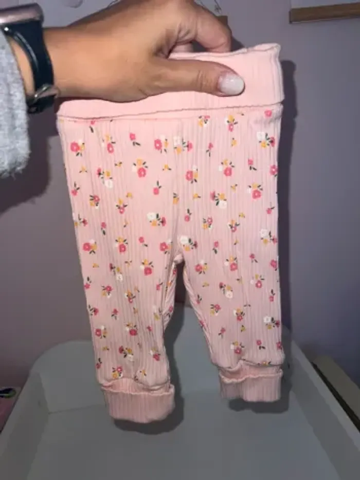 Pantalon fleuri