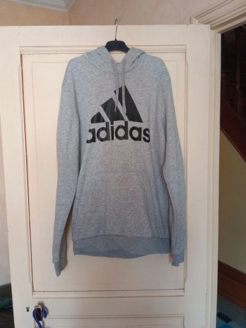Sweat à capuche Adidas taille M