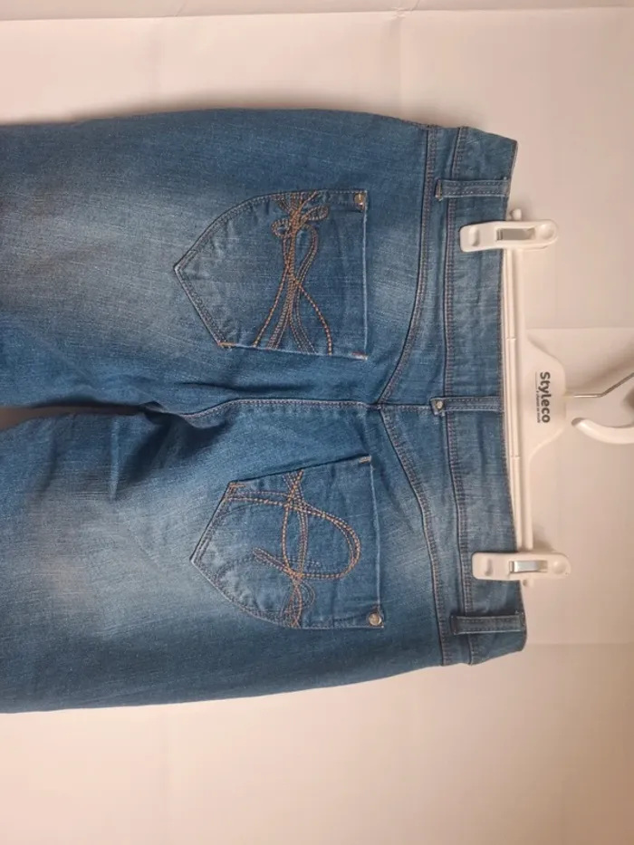 Jean taille 42 - photo numéro 4