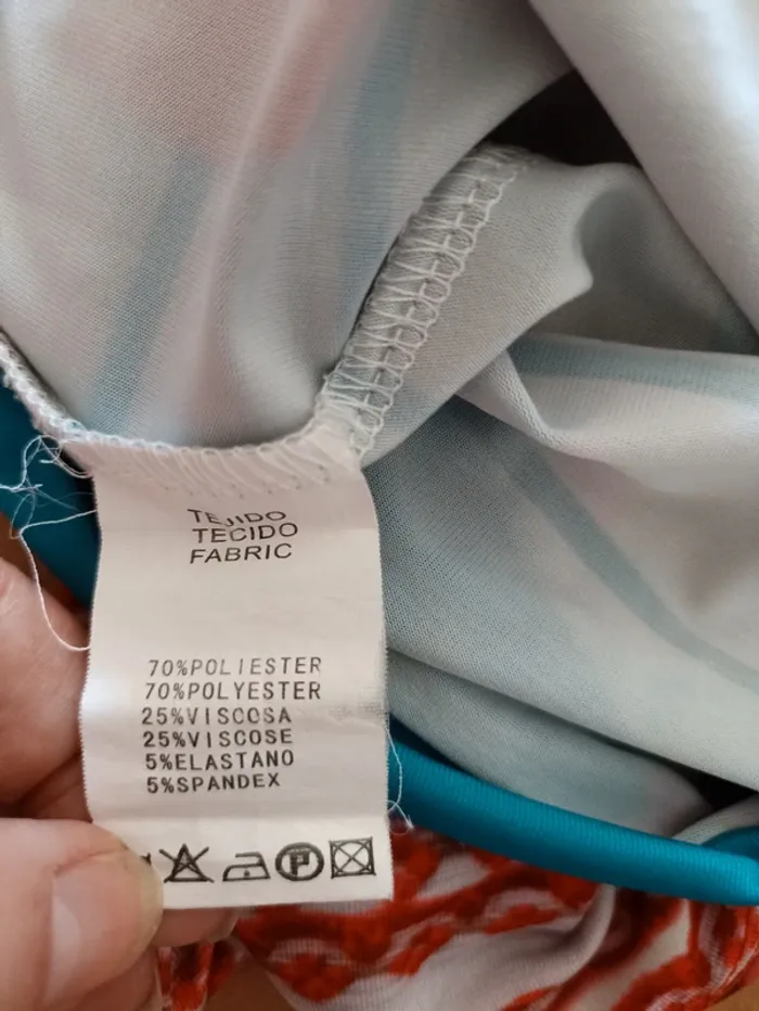 Magnifique robe colorée Poupée Chic-T42 - photo numéro 6