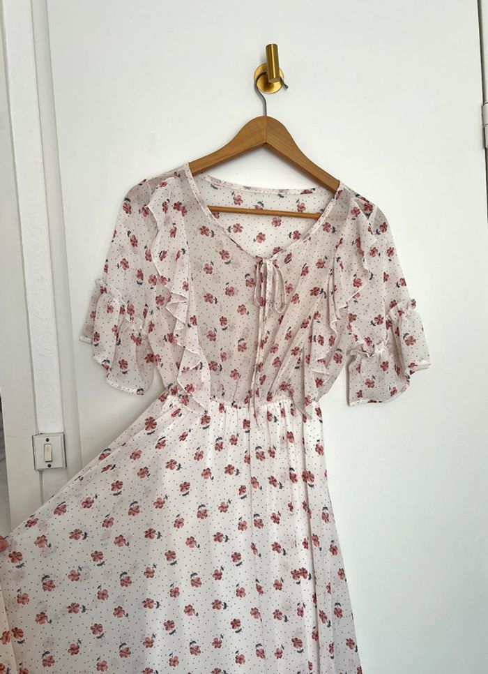 Robe volantée blanche à motifs cerisiers Corée du Sud neuve - photo numéro 3