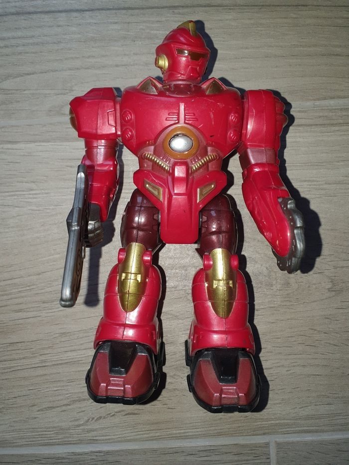 Robot jouet