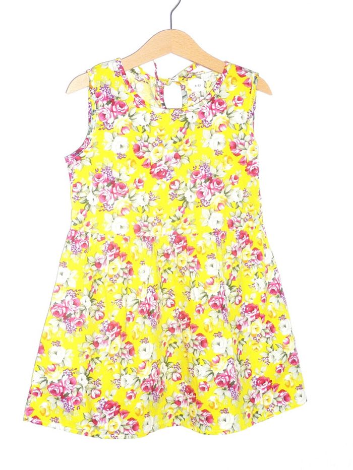 Robe neuve 4/5 ans