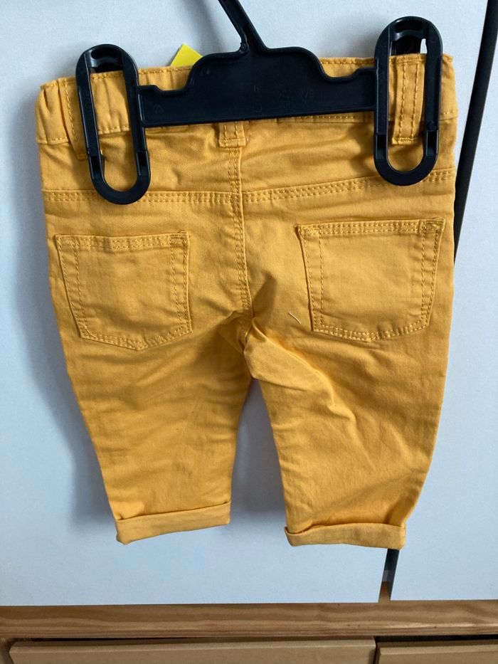 Pantalon moutarde - photo numéro 2