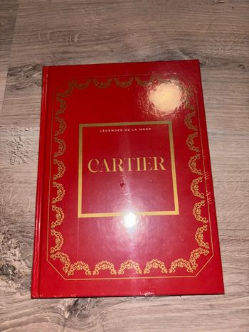 Livres légende de la mode cartier