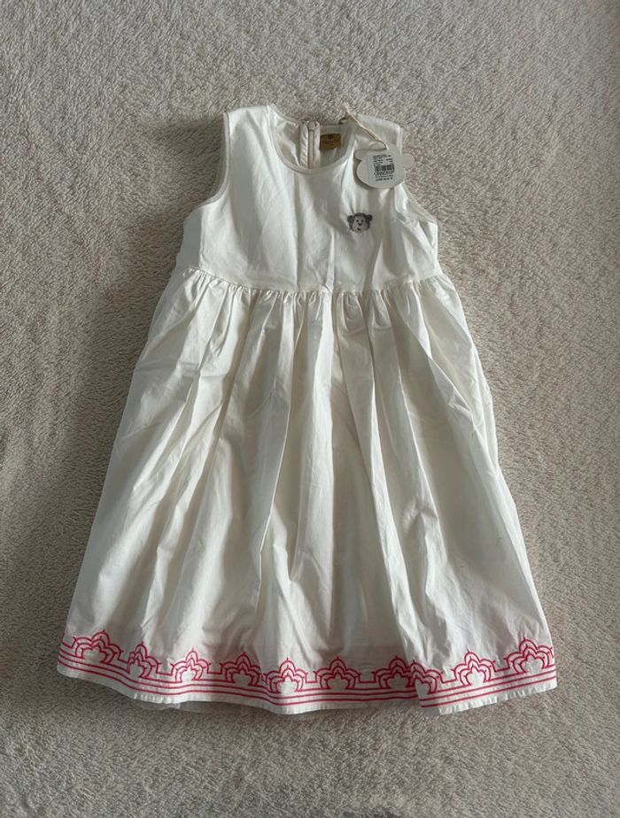 Robe Belly Button