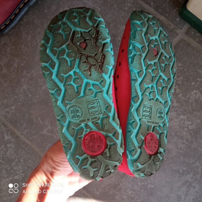 Chaussures aquatique taille 25 26 - photo numéro 4