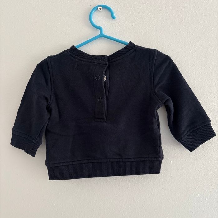 👶 Lot 3 mois – 1 t-shirt Obaïbi + 2 sweats Kiabi  – Très bon état - photo numéro 4