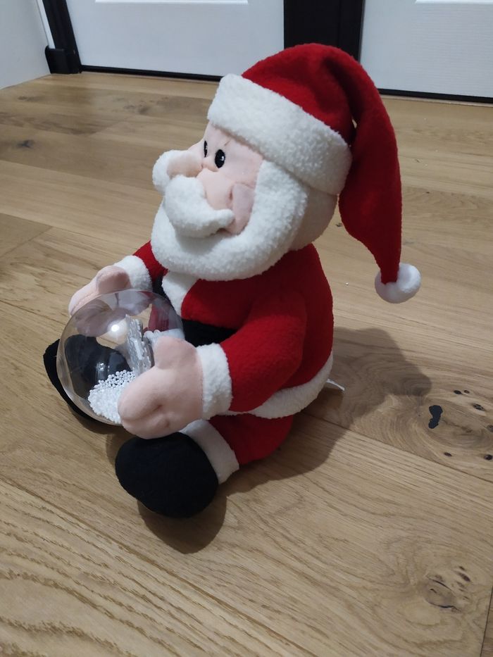 Père Noël en peluche - photo numéro 3