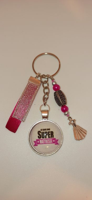 Cadeau maîtresse, porte clé message bijoux de sac " Super maîtresse "
