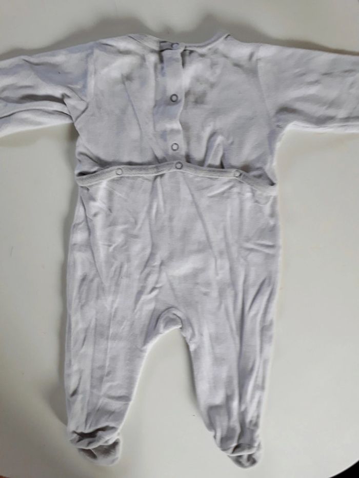 Pyjama 6 mois - photo numéro 3