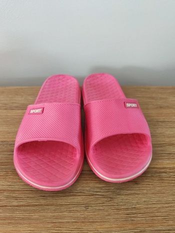 Claquette plage fille / nus pieds fille