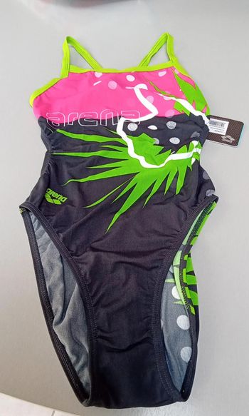 Maillot de bain 1 pièce taille 32 france