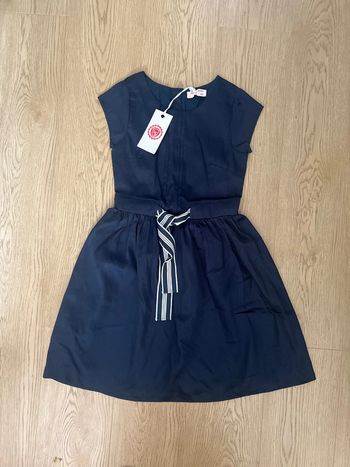 Robe bleu marine neuve 12 ans Lincoln & sharks avec etiquette 152cm