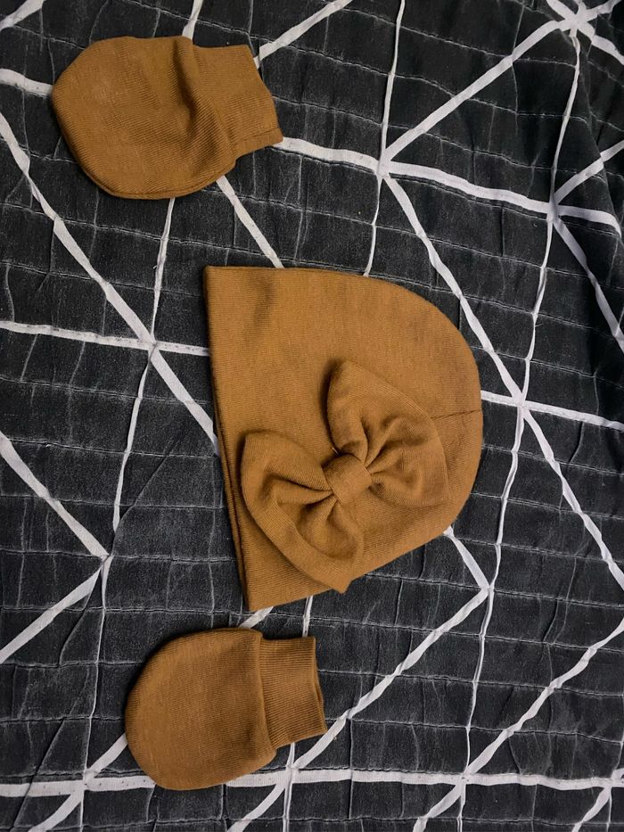 Ensemble Bonet et gang marron  pour bébé