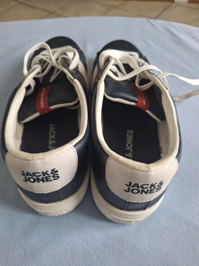 Chaussure de sport - photo numéro 4