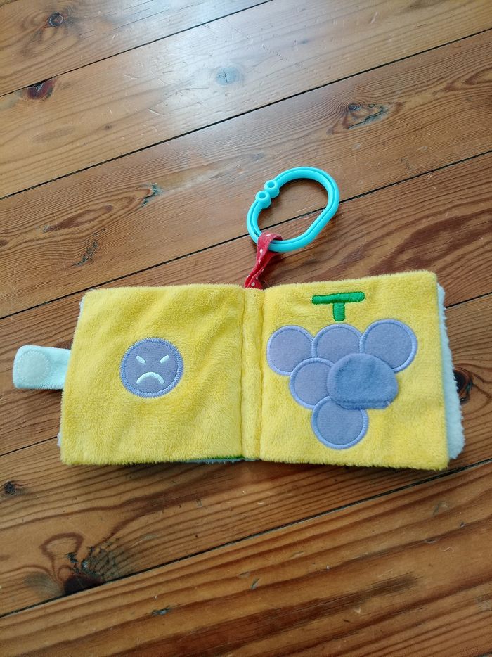 Livre tissu bébé - photo numéro 3