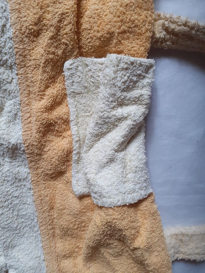 Peignoir jaune, blanc et orange motif girafe - photo numéro 2