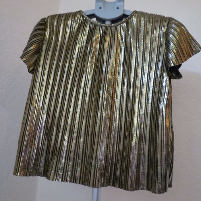 ✨ T-shirt/haut métallisé doré plissé – MONOPRIX TEENS – Taille 14 ans ✨ - photo numéro 3