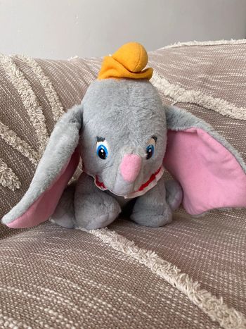 Peluche doudou 30cm Disney vintage dumbo éléphant gris jaune  bon état