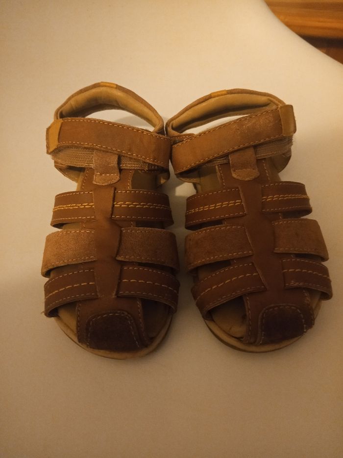 Chaussures taille 27