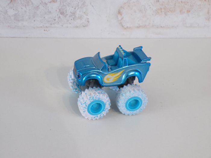 Monster Trucks - Blaze - Les monstres Machines (J5)