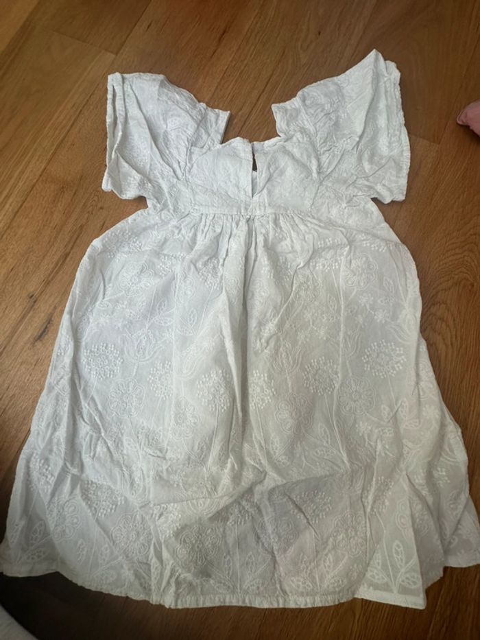 Robe brodée kiabi - photo numéro 3