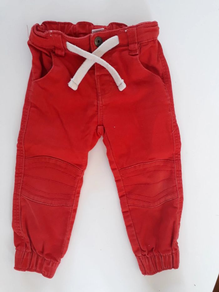 Pantalon rouge