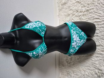 Maillot de bain vert - Taille M - Neuf