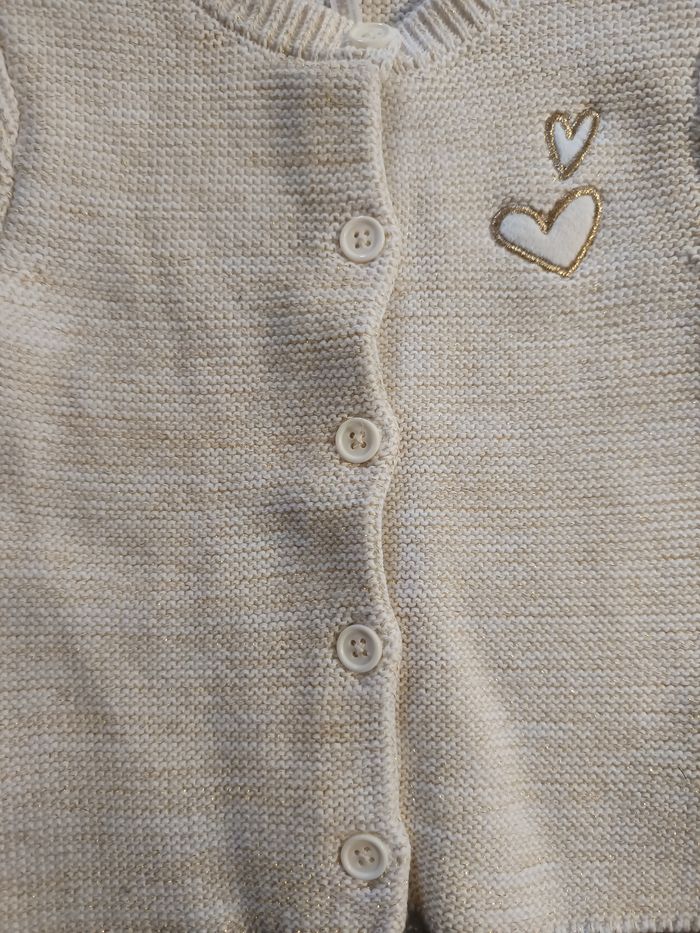 Gilet beige coeurs 12 mois - photo numéro 4