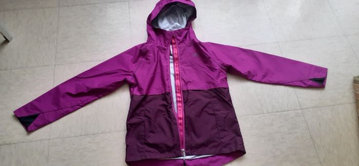 Une veste de fille taille 10ans - photo numéro 5