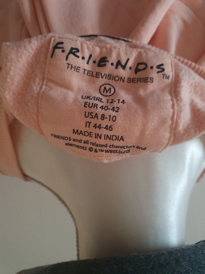 🌸Pull Friends taille M - photo numéro 3
