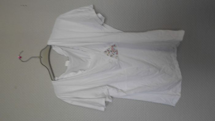 t shirt
