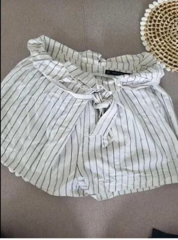 Short  zara M