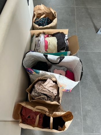 Lot vêtements 1, 3, 6, 9 et 12 mois