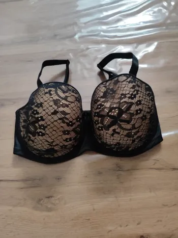 Soutiens-gorge Empreinte – 80F – Noir/Crème – État : Excellent
