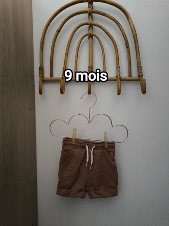 Short 9 mois