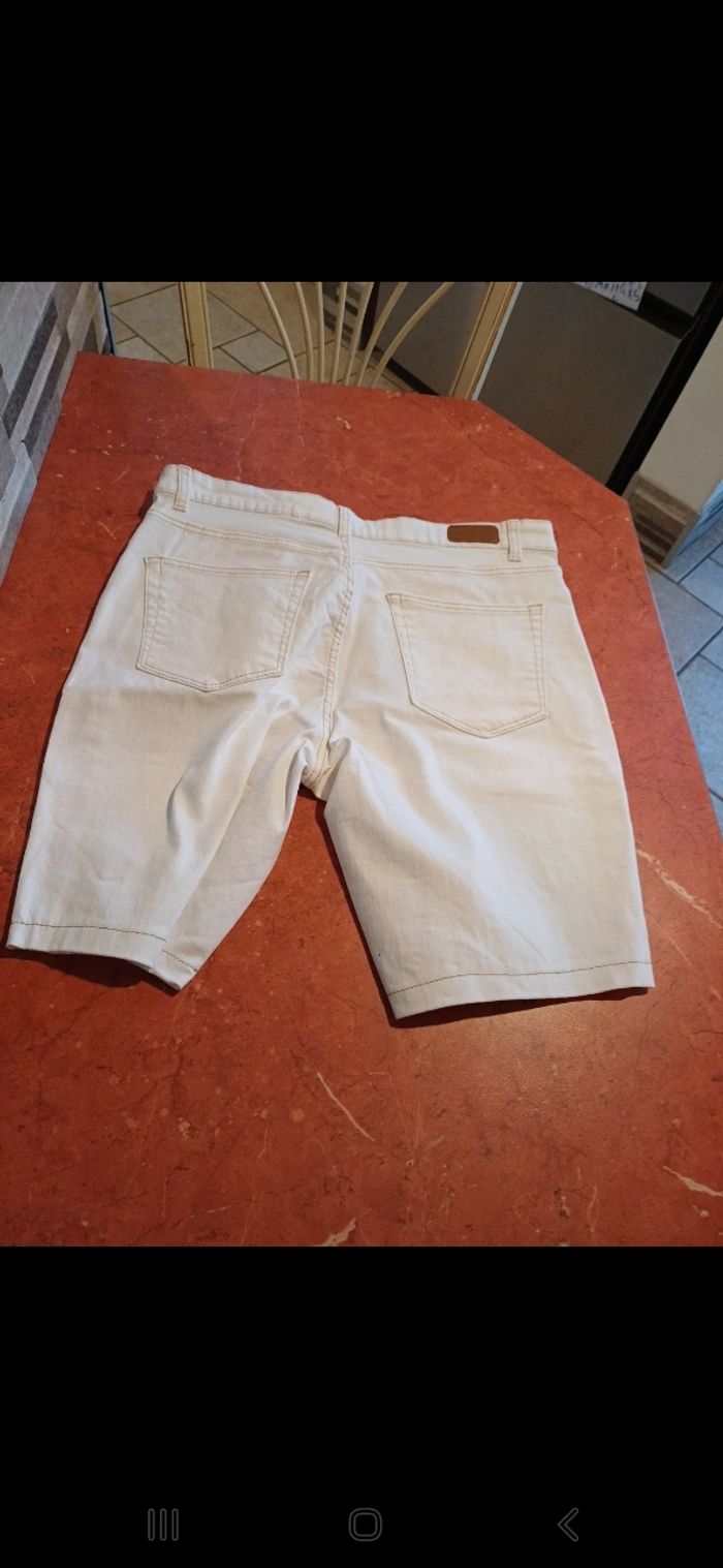 Short femme taille 40 - photo numéro 4