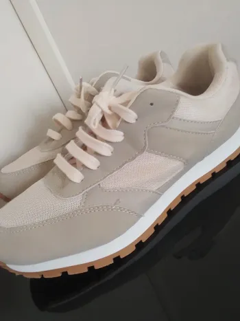Baskets T. 37