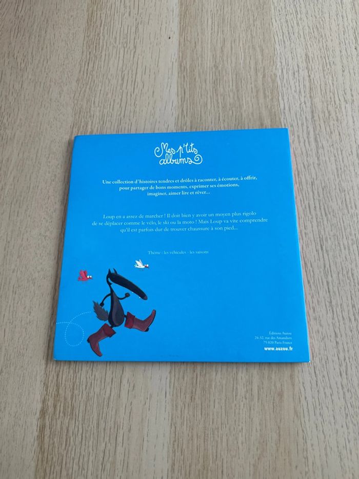 Livre souple le loup - photo numéro 2