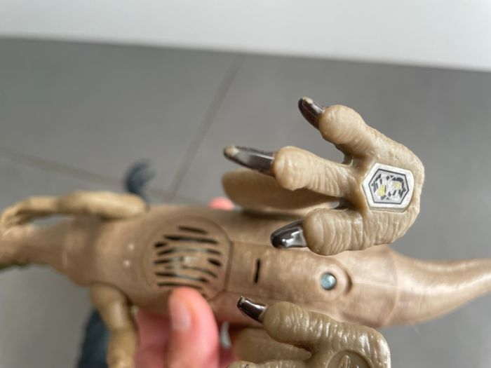 Lot de 2 dinosaures Jurassic World Figurine Baryonyx - photo numéro 4