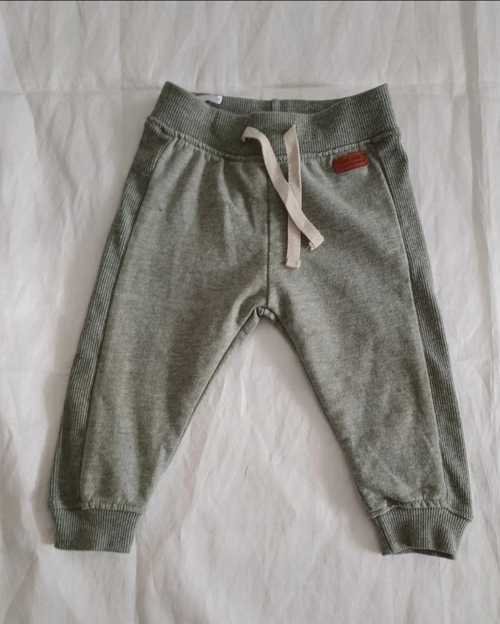 Lots de vêtements Bébé 6/9 mois - photo numéro 4