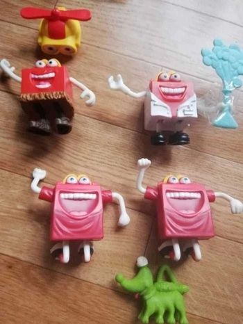 Figurines happy meal