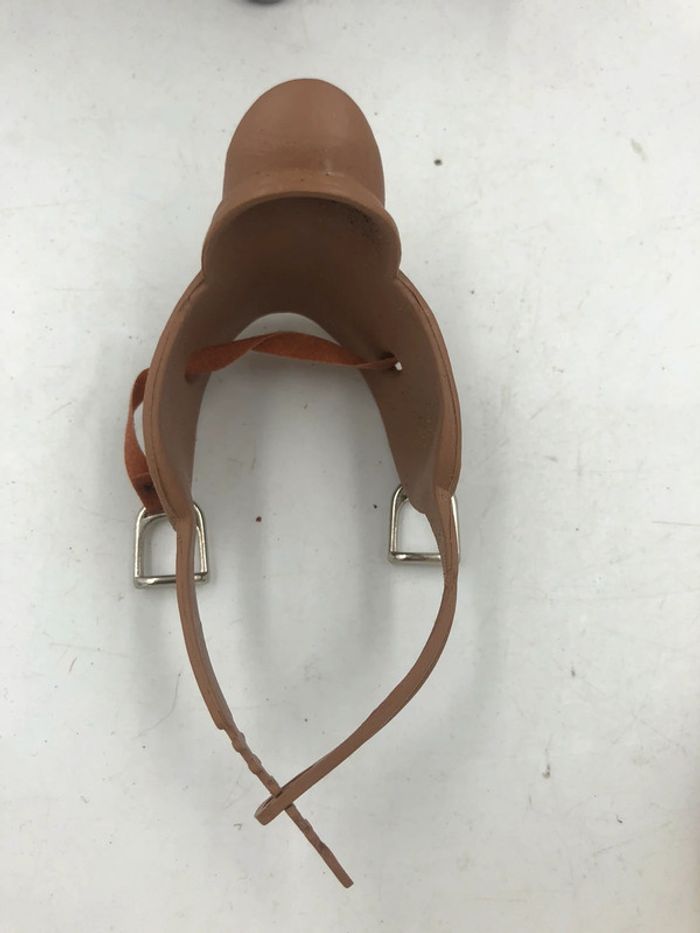 Cheval matière velours 18 x 17 cm + selle - photo numéro 9